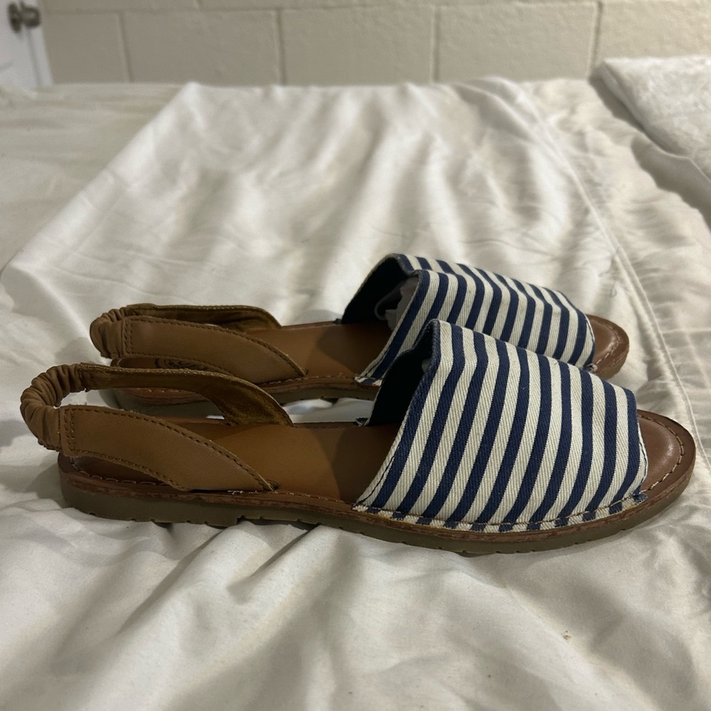 SO women’s side 9 blue and white sandals.